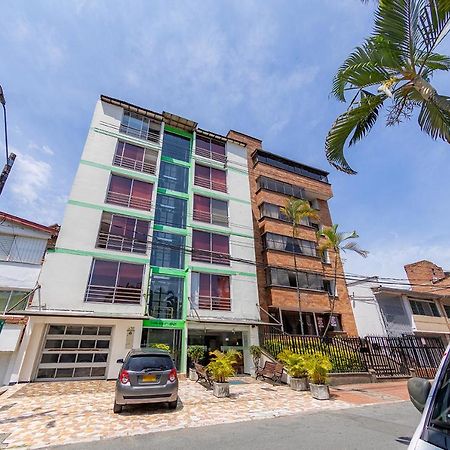 Hotel Ayenda Vittapark Medellín Esterno foto