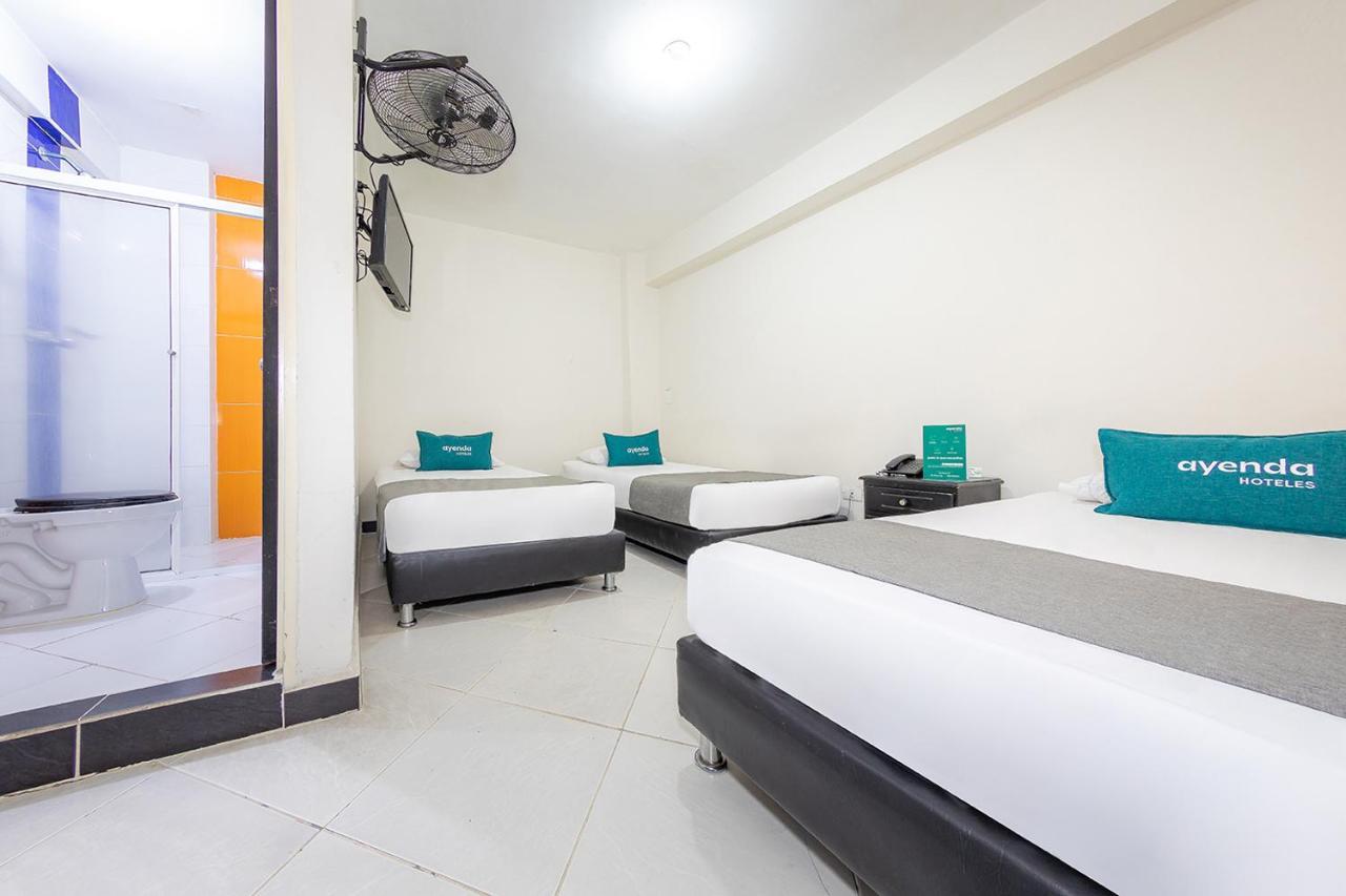 Hotel Ayenda Vittapark Medellín Esterno foto