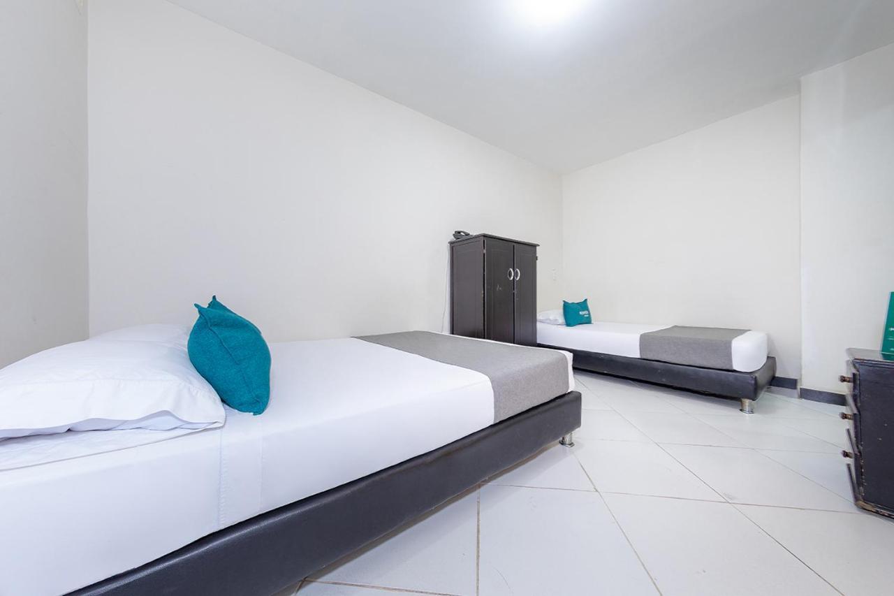 Hotel Ayenda Vittapark Medellín Esterno foto
