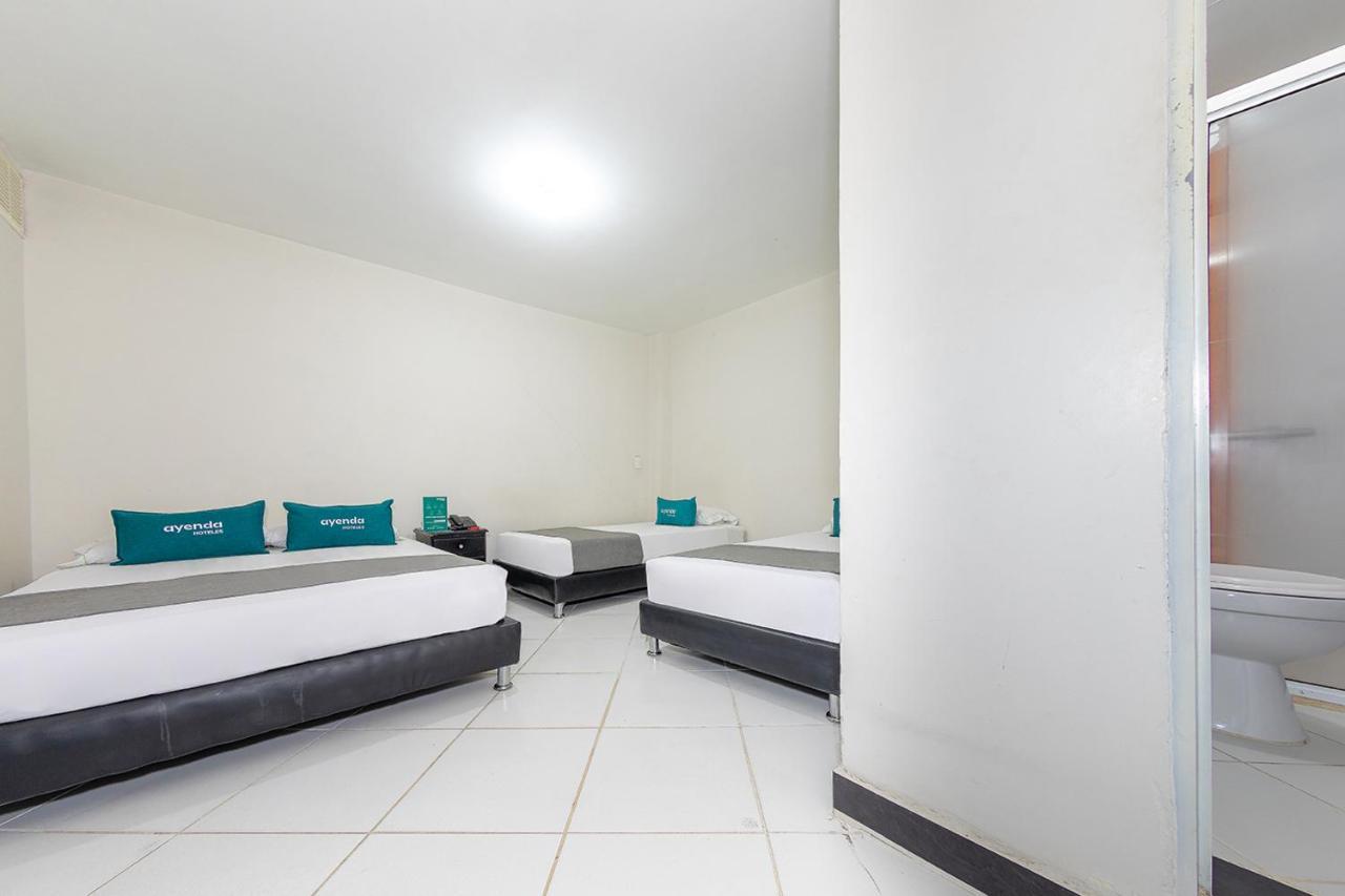 Hotel Ayenda Vittapark Medellín Esterno foto