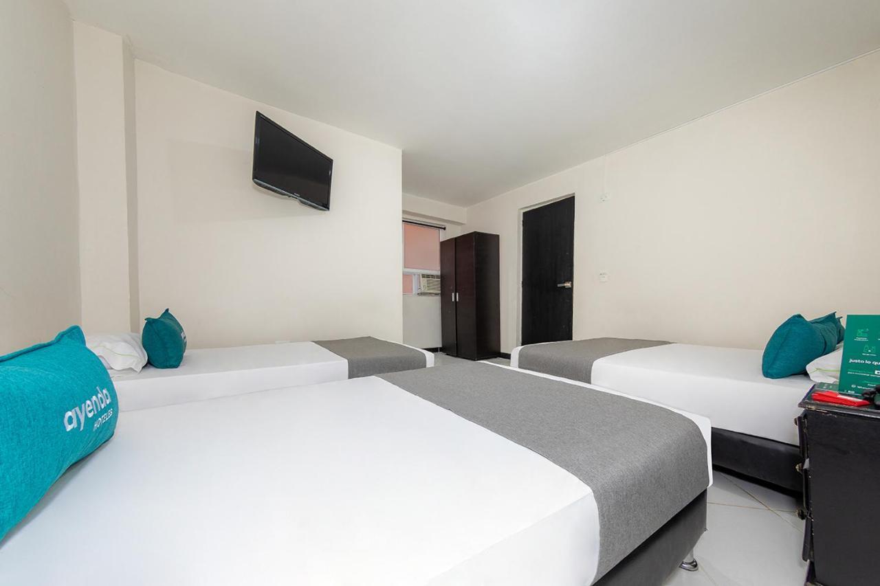 Hotel Ayenda Vittapark Medellín Esterno foto